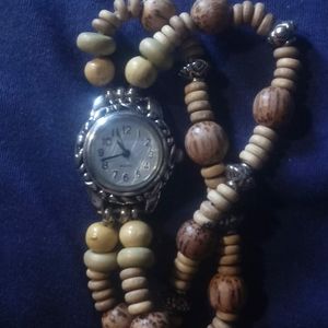 Woman's bracelet watch